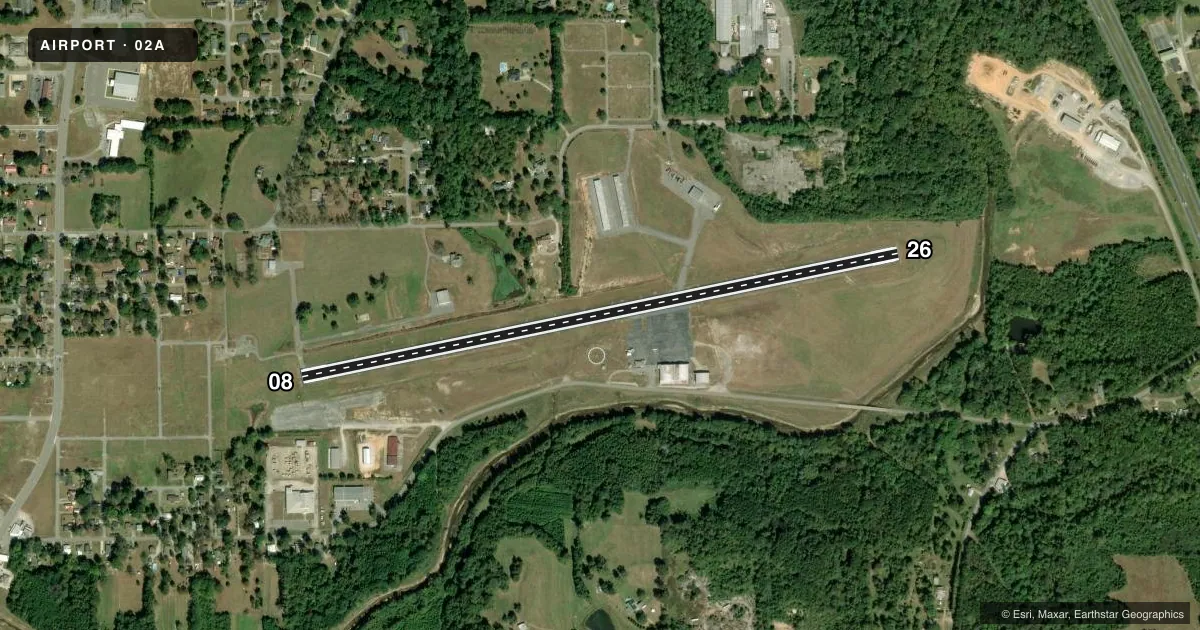 Top-down satellite sketch of 02A CHILTON COUNTY in CLANTON, ALABAMA, showing runways 08/26 drawn to scale over Esri World Imagery