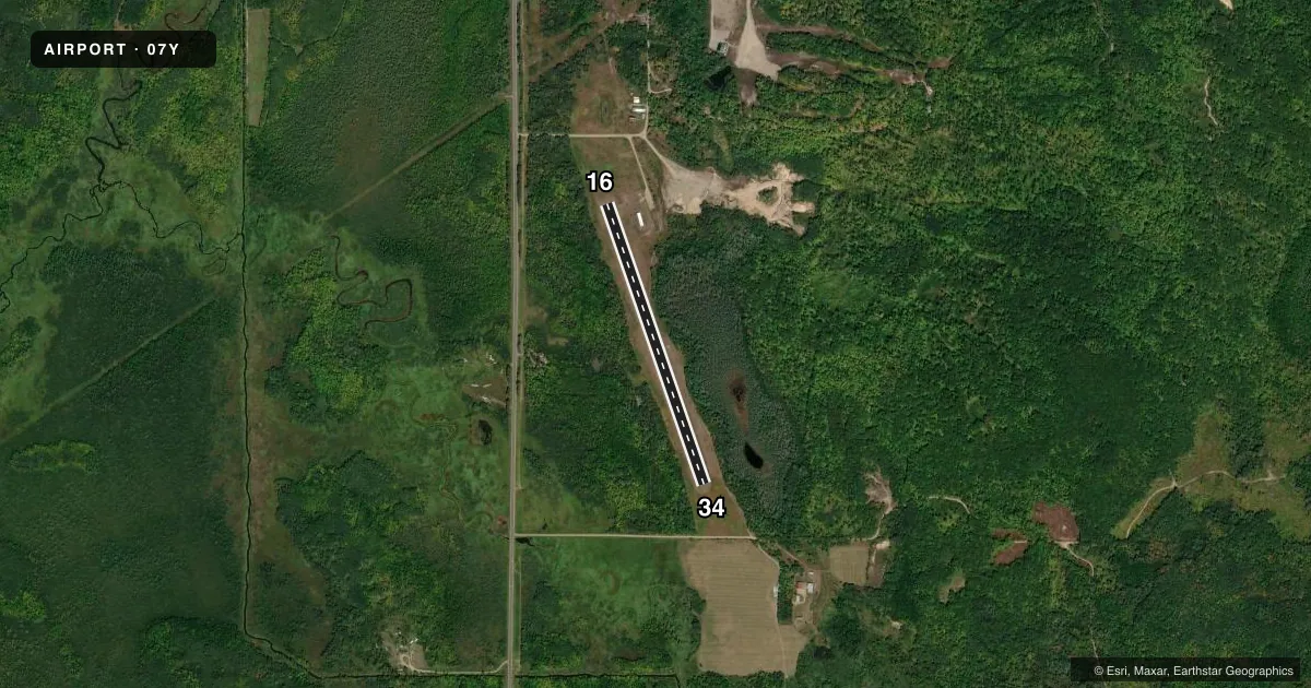 Top-down satellite sketch of 07Y HILL CITY/QUADNA MOUNTAIN in HILL CITY, MINNESOTA, showing runways 16/34 drawn to scale over Esri World Imagery