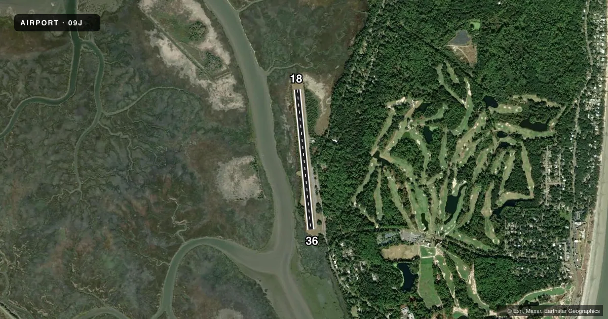 Top-down satellite sketch of 09J JEKYLL ISLAND in JEKYLL ISLAND, GEORGIA, showing runways 18/36 drawn to scale over Esri World Imagery