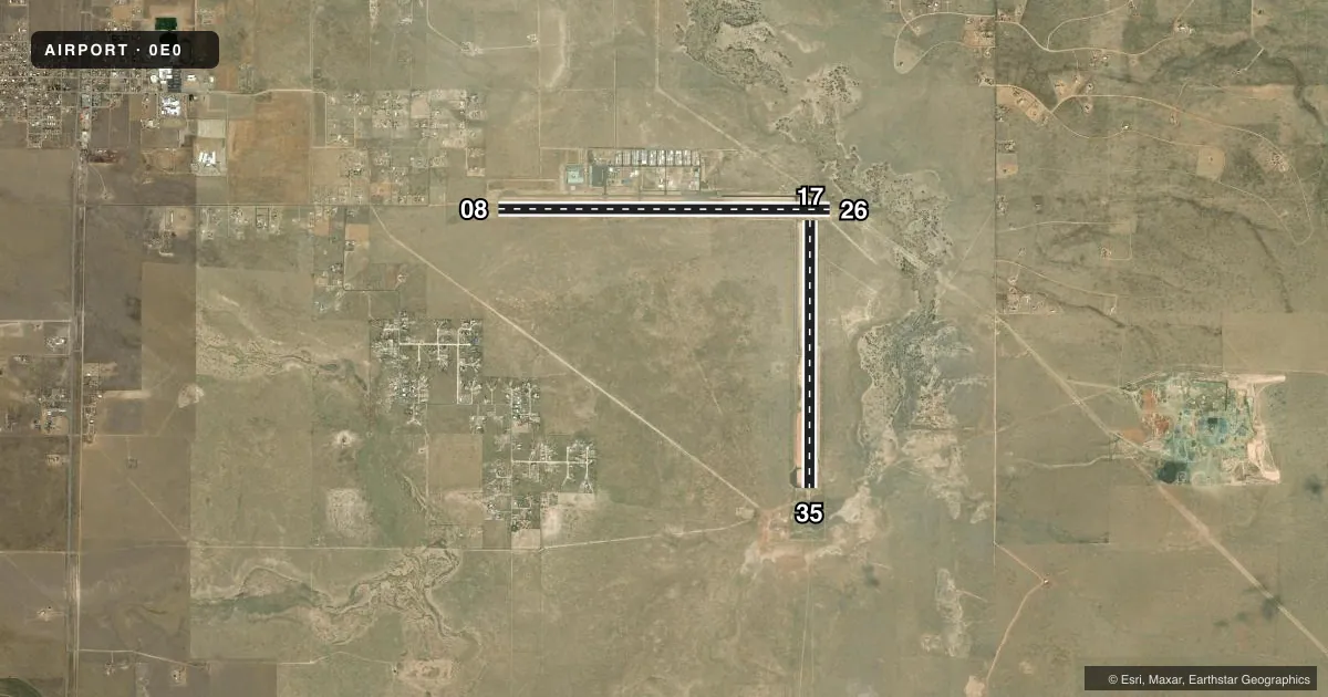 Top-down satellite sketch of 0E0 MORIARTY MUNI in MORIARTY, NEW MEXICO, showing runways 08/26, 17/35 drawn to scale over Esri World Imagery