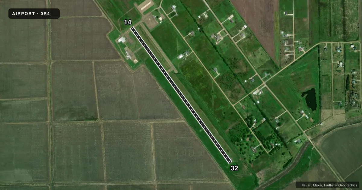 Top-down satellite sketch of 0R4 CONCORDIA PARISH in VIDALIA, LOUISIANA, showing runways 14/32 drawn to scale over Esri World Imagery