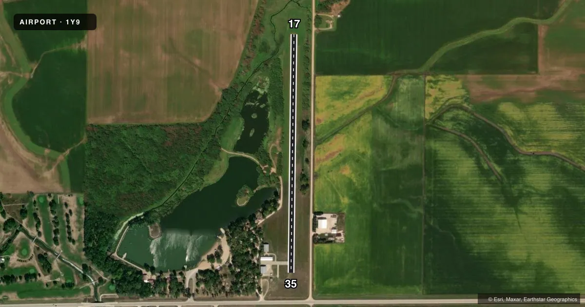 Top-down satellite sketch of 1Y9 PAULLINA MUNI in PAULLINA, IOWA, showing runways 17/35 drawn to scale over Esri World Imagery