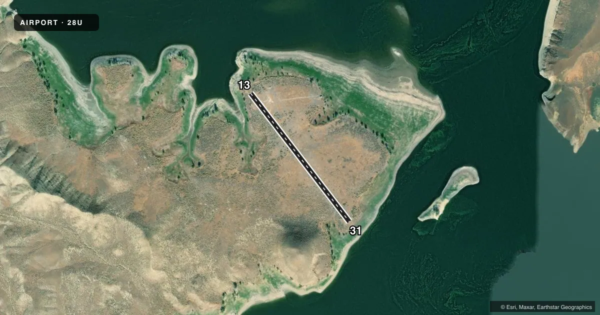 Top-down satellite sketch of 28U OWYHEE RESERVOIR STATE in OWYHEE, OREGON, showing runways 13/31 drawn to scale over Esri World Imagery
