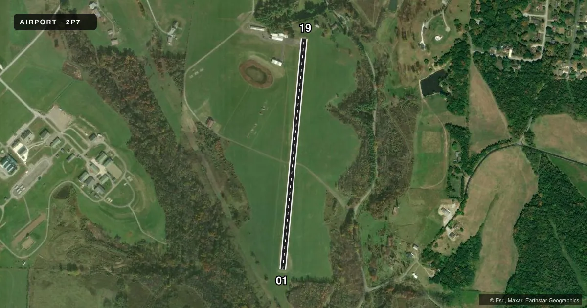 Top-down satellite sketch of 2P7 ALDERMAN in ST CLAIRSVILLE, OHIO, showing runways 01/19 drawn to scale over Esri World Imagery