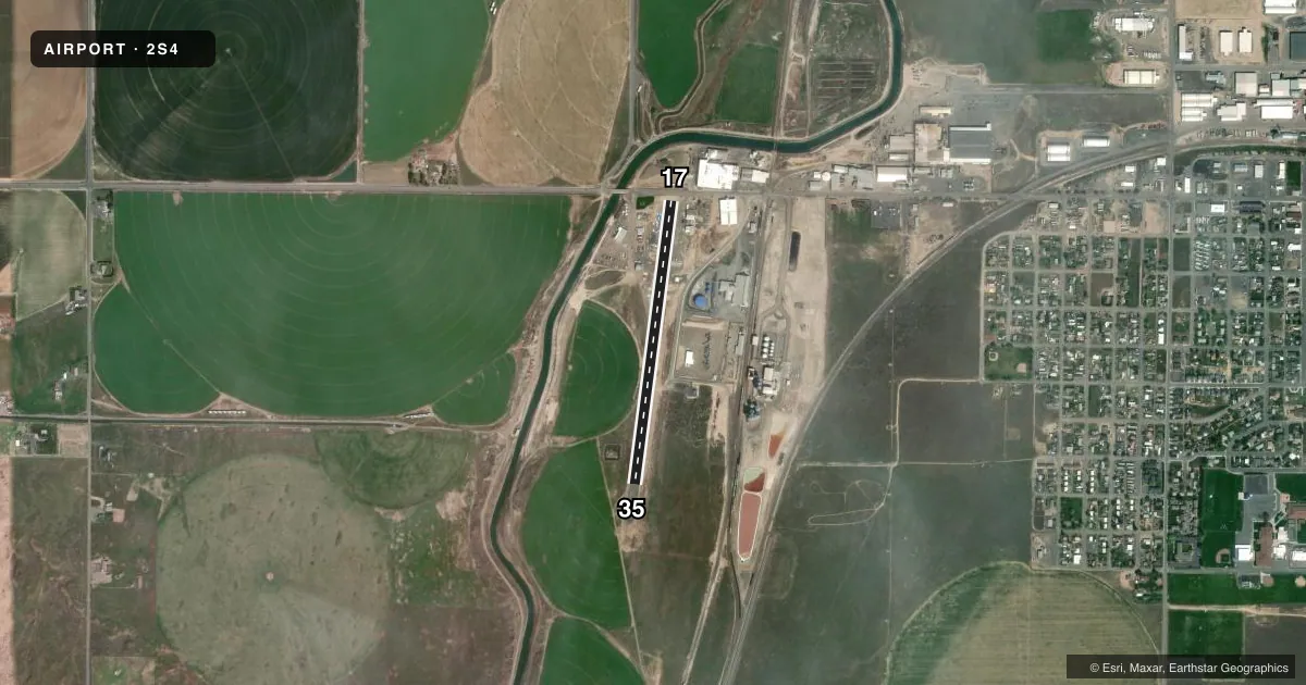 Top-down satellite sketch of 2S4 WARDEN in WARDEN, WASHINGTON, showing runways 17/35 drawn to scale over Esri World Imagery
