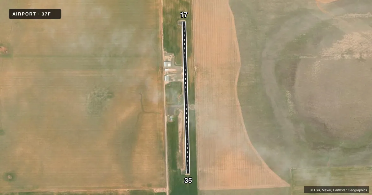 Top-down satellite sketch of 37F MUNDAY MUNI in MUNDAY, TEXAS, showing runways 17/35 drawn to scale over Esri World Imagery
