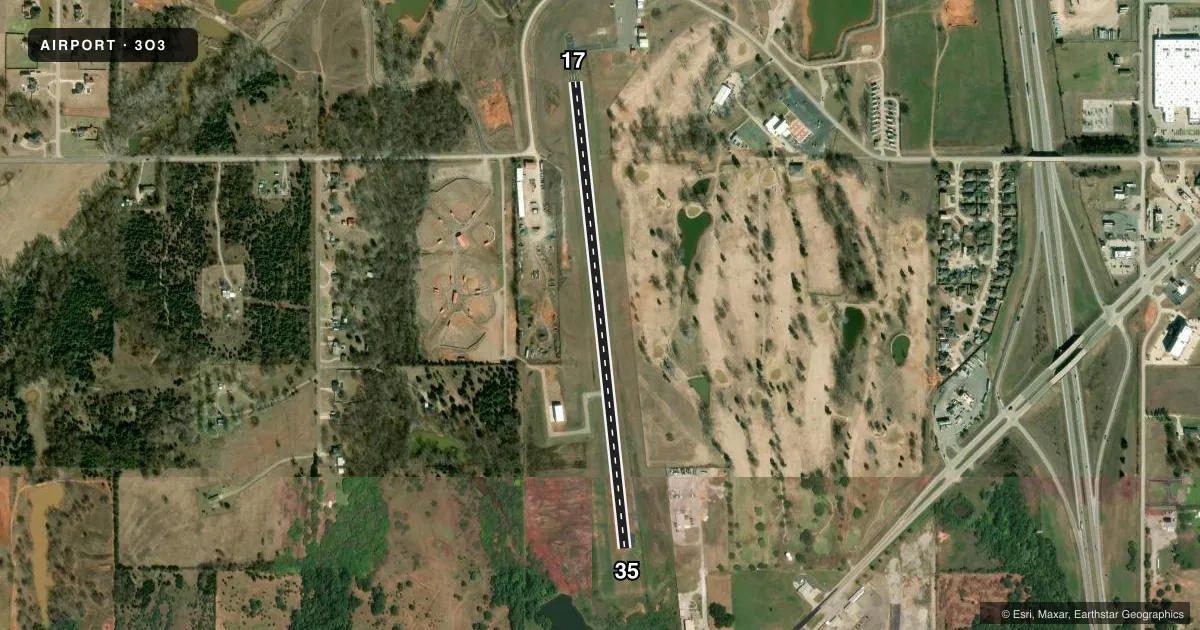 Top-down satellite sketch of 3O3 PURCELL MUNI - STEVEN E SHEPHARD FLD in PURCELL, OKLAHOMA, showing runways 17/35 drawn to scale over Esri World Imagery