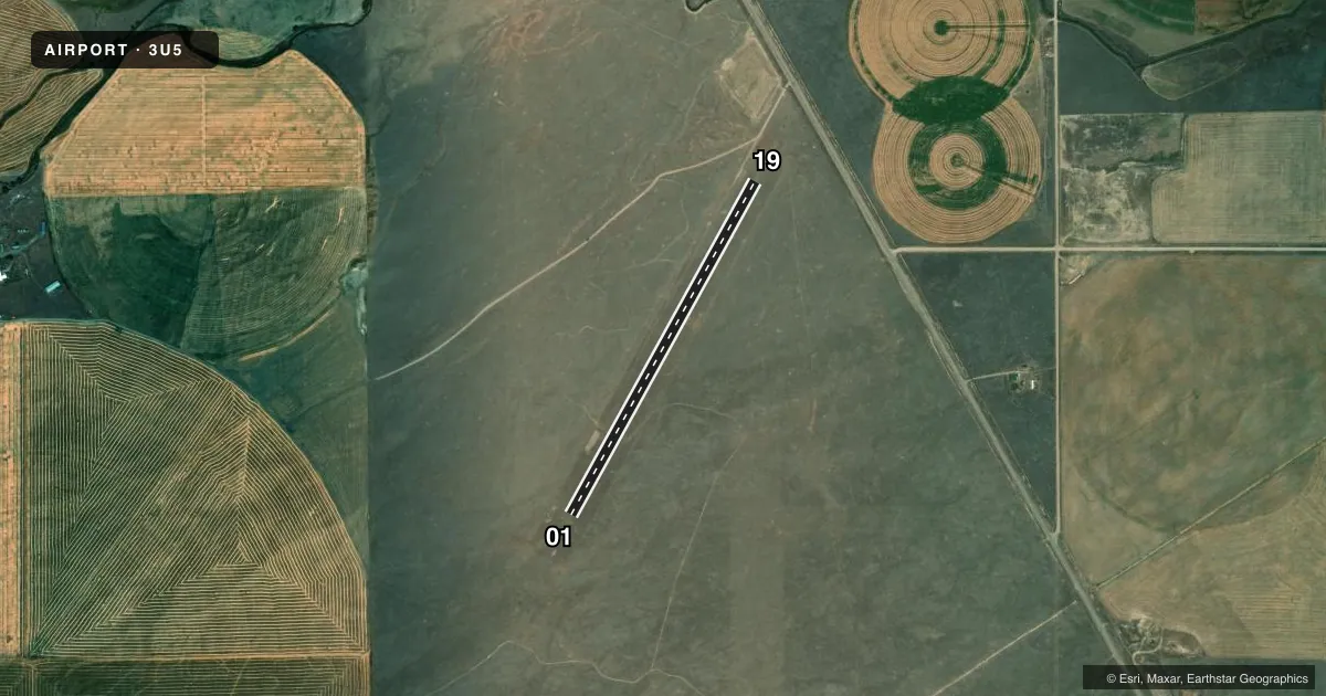 Top-down satellite sketch of 3U5 AUGUSTA in AUGUSTA, MONTANA, showing runways 01/19 drawn to scale over Esri World Imagery