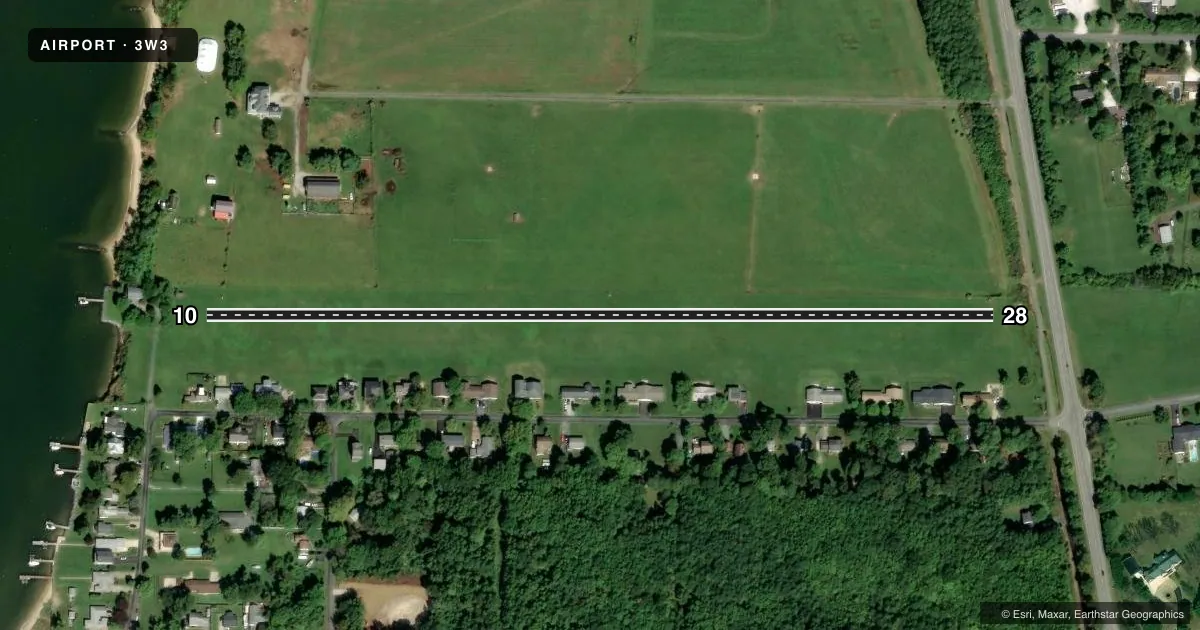 Top-down satellite sketch of 3W3 KENTMORR AIRPARK in STEVENSVILLE, MARYLAND, showing runways 10/28 drawn to scale over Esri World Imagery
