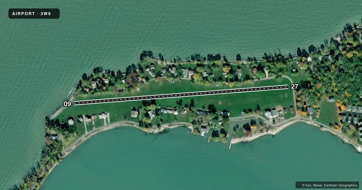 Top-down satellite sketch of 3W9 MIDDLE BASS-EAST POINT in MIDDLE BASS ISLAND, OHIO, showing runways 09/27 drawn to scale over Esri World Imagery