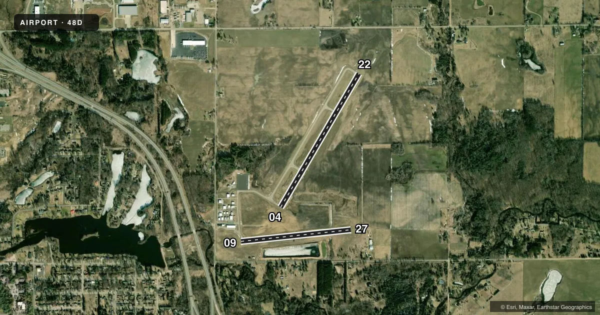 Top-down satellite sketch of 48D CLARE MUNI in CLARE, MICHIGAN, showing runways 04/22, 09/27 drawn to scale over Esri World Imagery