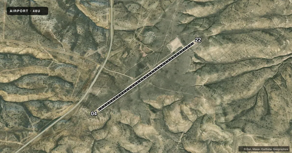 Top-down satellite sketch of 48U GTR GREEN RIVER INTERGALACTIC SPACEPORT in GREEN RIVER, WYOMING, showing runways 04/22 drawn to scale over Esri World Imagery