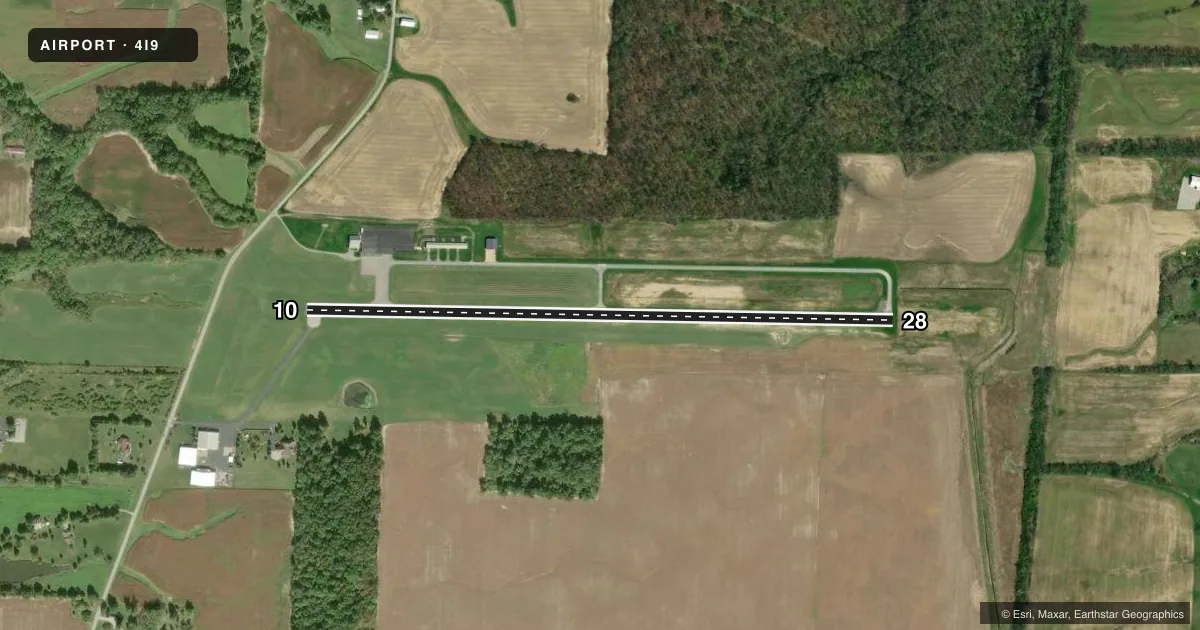 Top-down satellite sketch of 4I9 MORROW COUNTY in MOUNT GILEAD, OHIO, showing runways 10/28 drawn to scale over Esri World Imagery