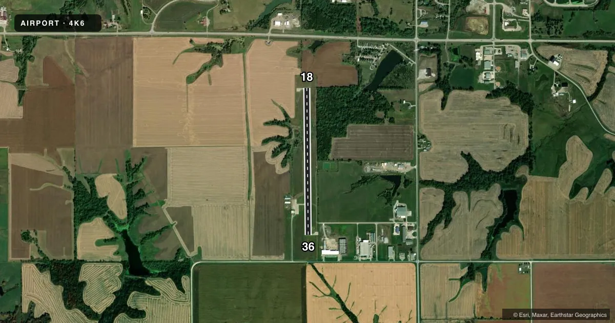 Top-down satellite sketch of 4K6 BLOOMFIELD MUNI in BLOOMFIELD, IOWA, showing runways 18/36 drawn to scale over Esri World Imagery