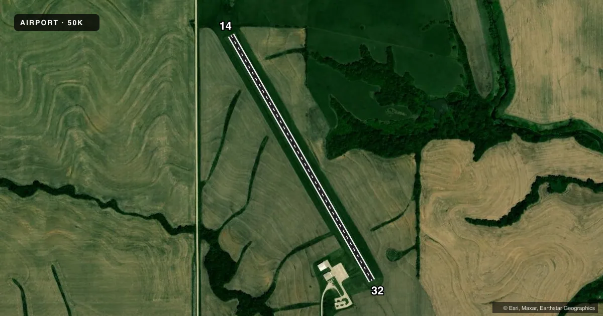 Top-down satellite sketch of 50K PAWNEE CITY MUNI in PAWNEE CITY, NEBRASKA, showing runways 14/32 drawn to scale over Esri World Imagery