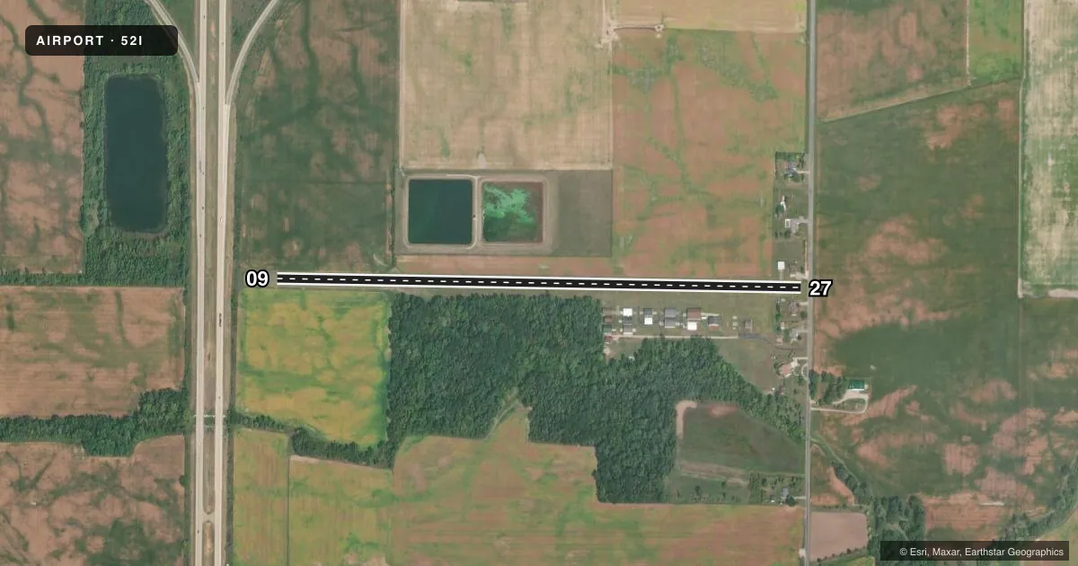 Top-down satellite sketch of 52I GROSS in PINCONNING, MICHIGAN, showing runways 09/27 drawn to scale over Esri World Imagery