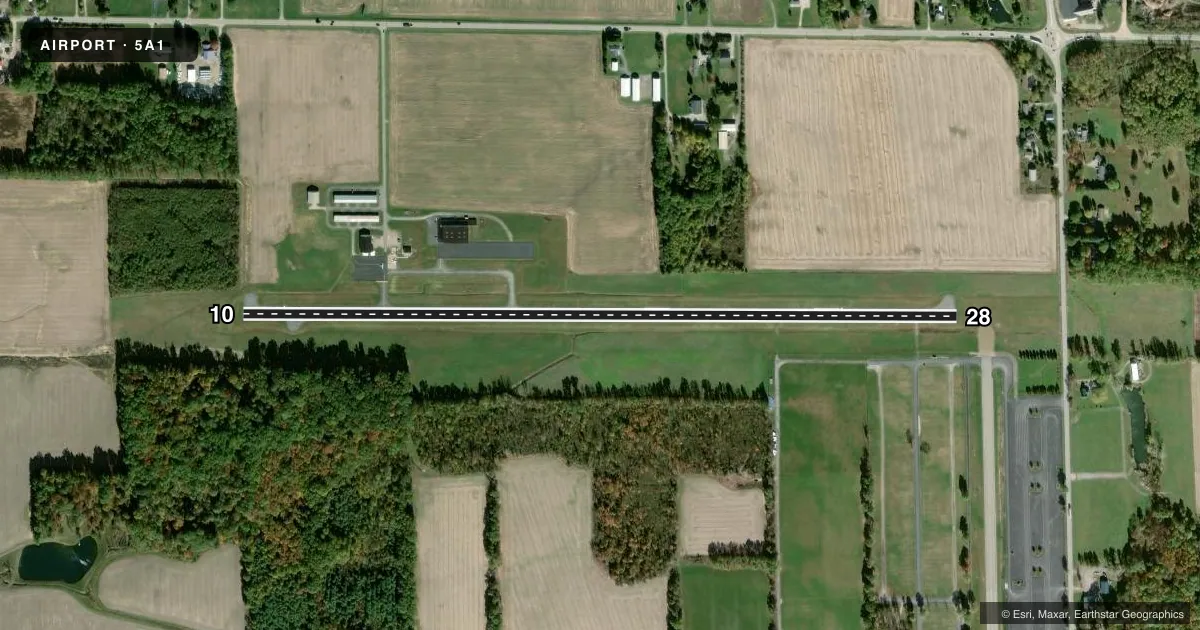 Top-down satellite sketch of 5A1 NORWALK/HURON COUNTY in NORWALK, OHIO, showing runways 10/28 drawn to scale over Esri World Imagery