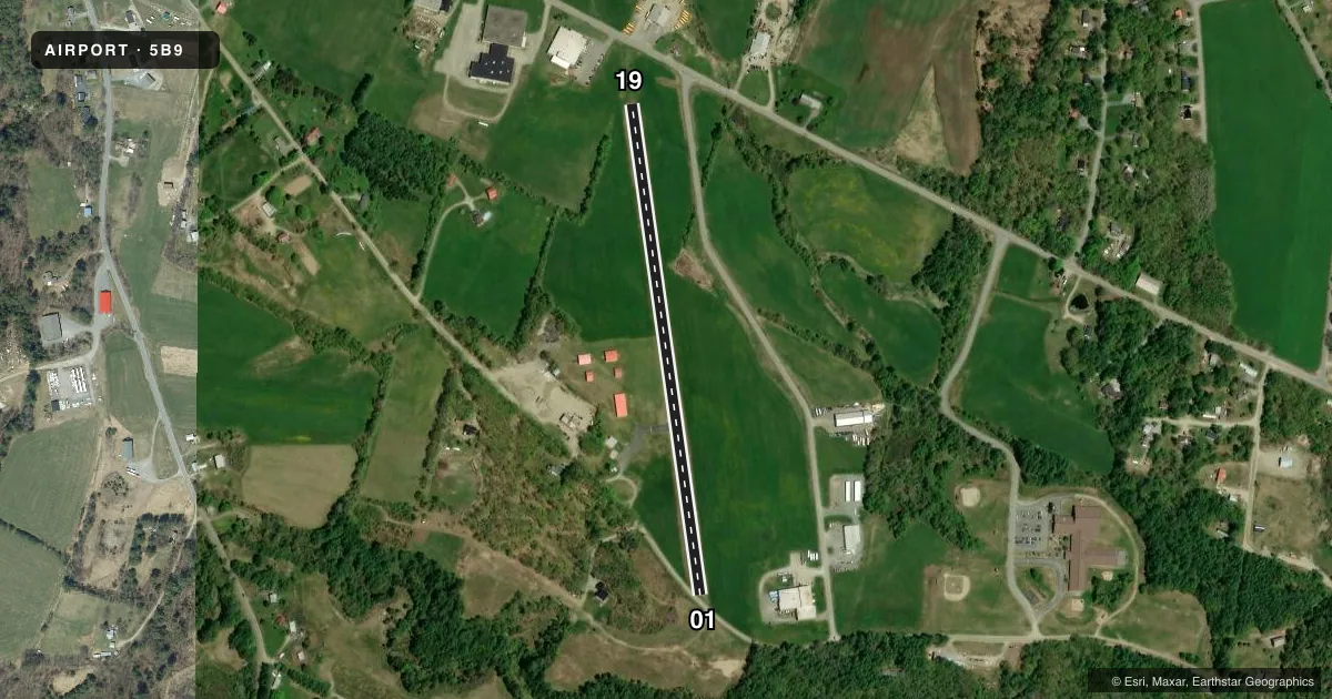 Top-down satellite sketch of 5B9 DEAN MEML in HAVERHILL, NEW HAMPSHIRE, showing runways 01/19 drawn to scale over Esri World Imagery