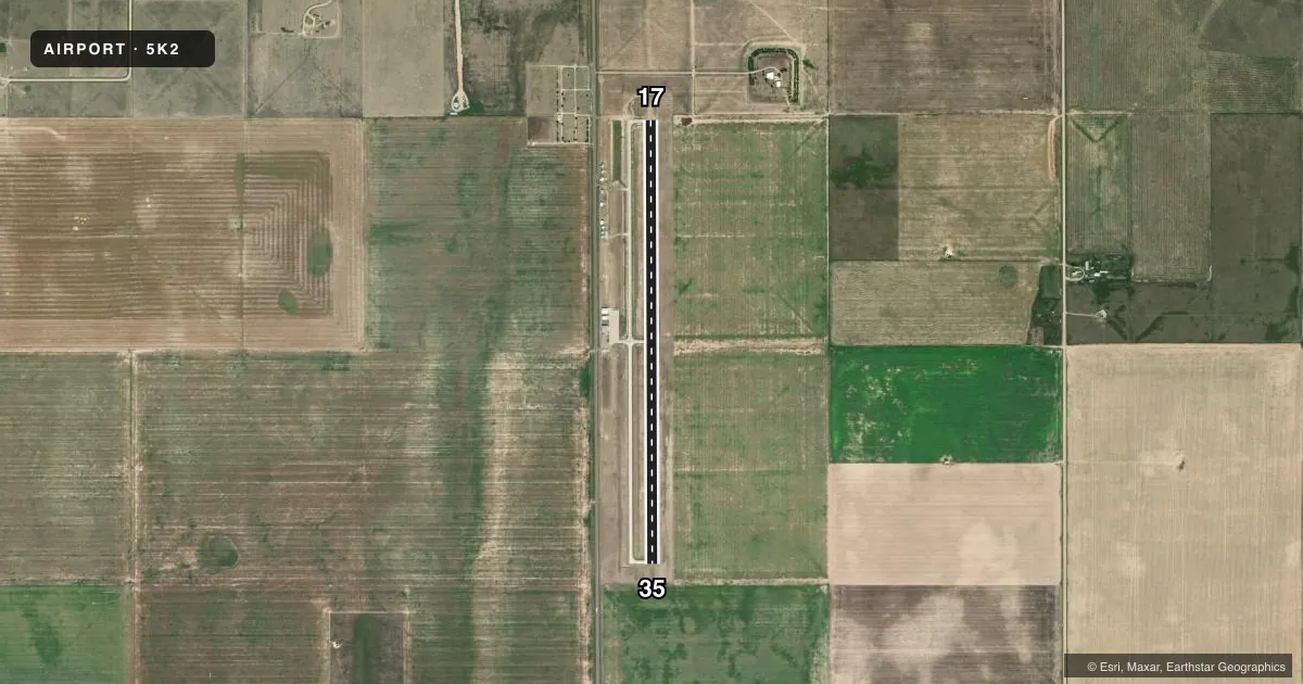 Top-down satellite sketch of 5K2 TRIBUNE MUNI in TRIBUNE, KANSAS, showing runways 17/35 drawn to scale over Esri World Imagery