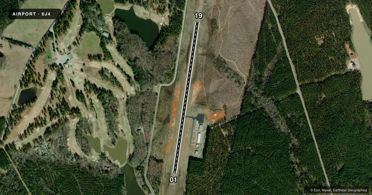 Top-down satellite sketch of 6J4 SALUDA COUNTY in SALUDA, SOUTH CAROLINA, showing runways 01/19 drawn to scale over Esri World Imagery
