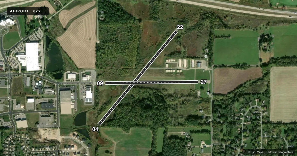 Top-down satellite sketch of 87Y BLACKHAWK AIRFIELD in MADISON, WISCONSIN, showing runways 04/22, 09/27 drawn to scale over Esri World Imagery