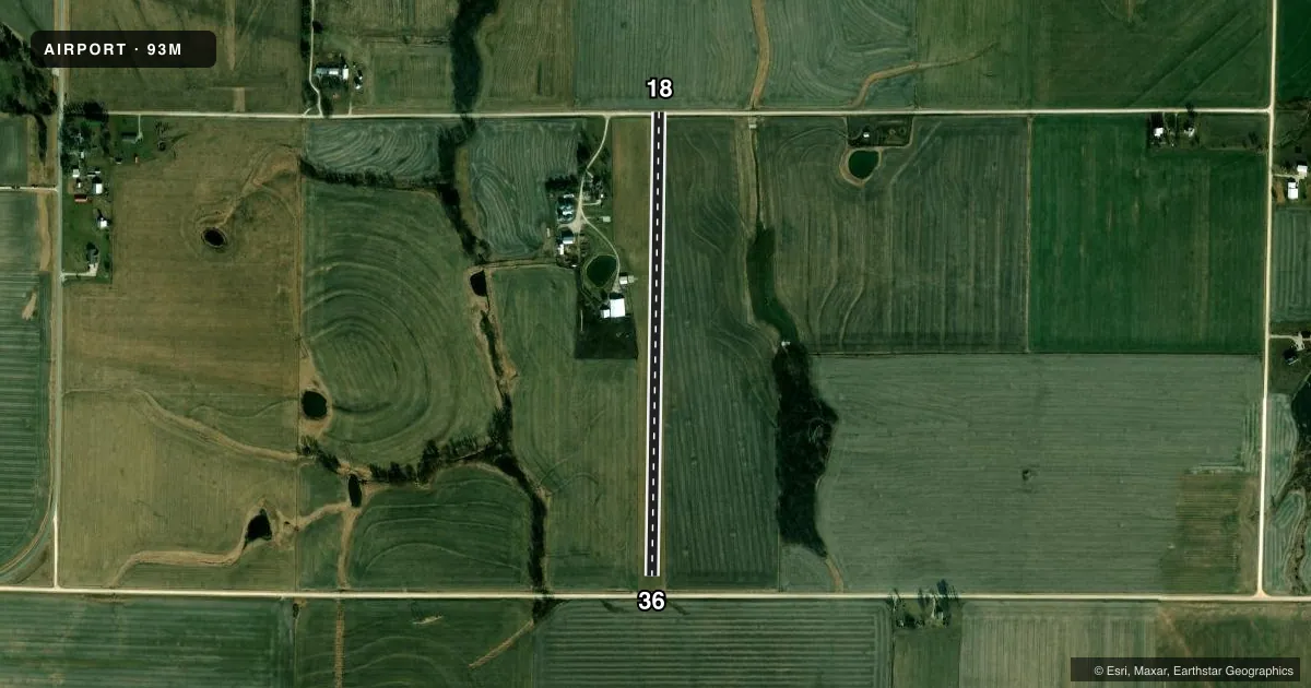 Top-down satellite sketch of 93M RUETER AIRFIELD in PALMYRA, MISSOURI, showing runways 18/36 drawn to scale over Esri World Imagery