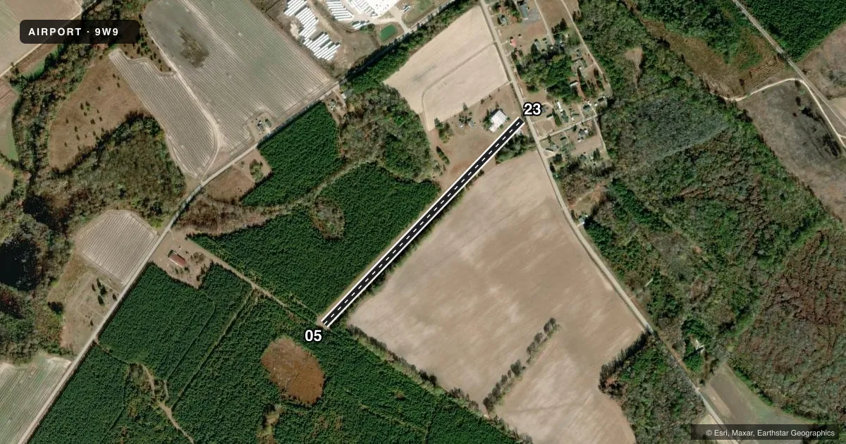 Top-down satellite sketch of 9W9 CLIO CROP CARE in CLIO, SOUTH CAROLINA, showing runways 05/23 drawn to scale over Esri World Imagery