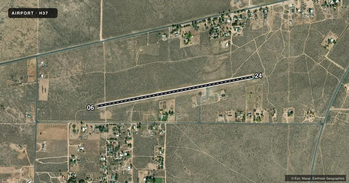 Top-down satellite sketch of H37 HERLONG in HERLONG, CALIFORNIA, showing runways 06/24 drawn to scale over Esri World Imagery