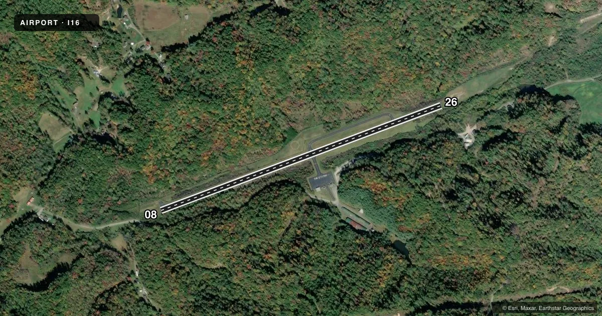 Top-down satellite sketch of I16 KEE FLD in PINEVILLE, WEST VIRGINIA, showing runways 08/26 drawn to scale over Esri World Imagery