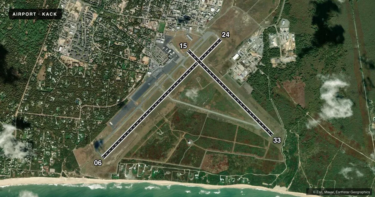 Top-down satellite sketch of KACK NANTUCKET MEML in NANTUCKET, MASSACHUSETTS, showing runways 06/24, 15/33 drawn to scale over Esri World Imagery