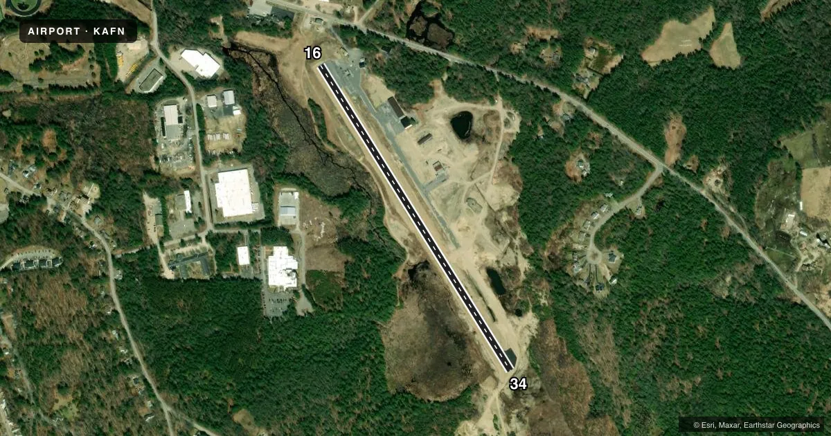 Top-down satellite sketch of KAFN JAFFREY AIRFIELD SILVER RANCH in JAFFREY, NEW HAMPSHIRE, showing runways 16/34 drawn to scale over Esri World Imagery
