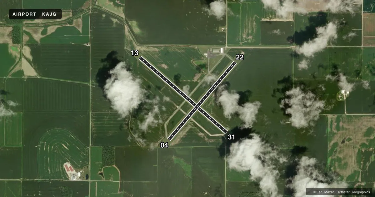 Top-down satellite sketch of KAJG MOUNT CARMEL MUNI in MOUNT CARMEL, ILLINOIS, showing runways 13/31, 04/22 drawn to scale over Esri World Imagery