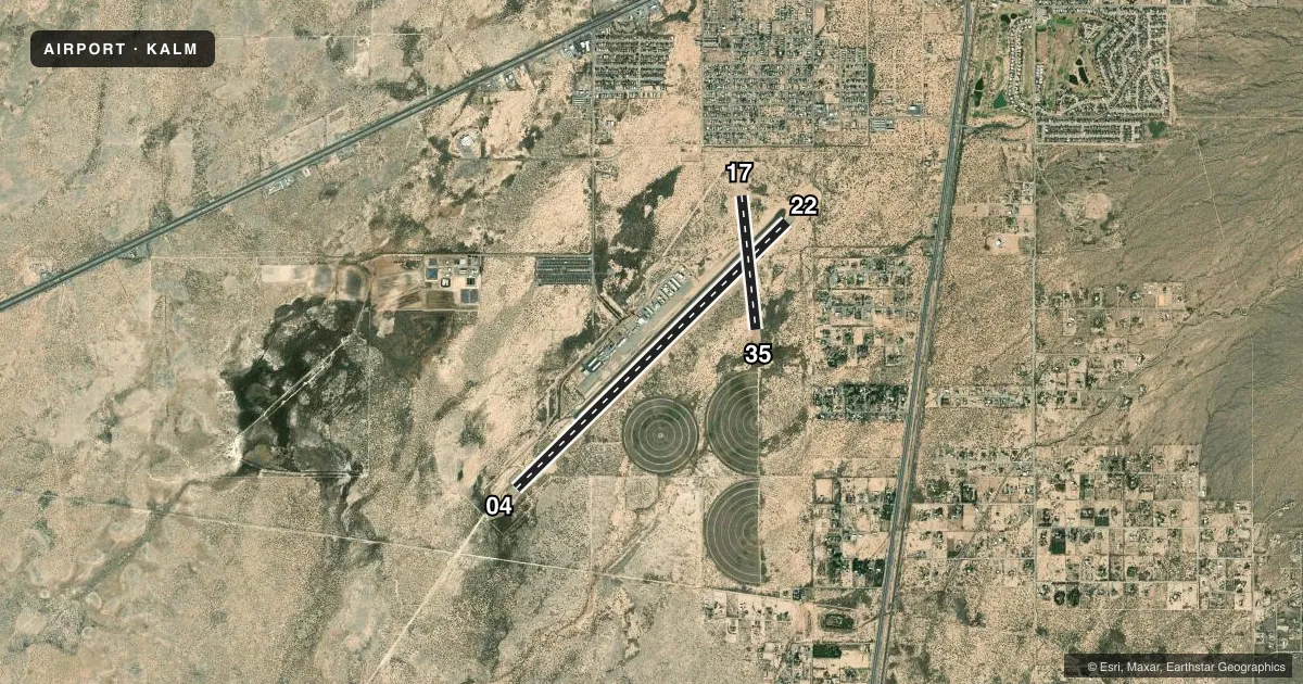 Top-down satellite sketch of KALM ALAMOGORDO-WHITE SANDS RGNL in ALAMOGORDO, NEW MEXICO, showing runways 04/22, 17/35 drawn to scale over Esri World Imagery