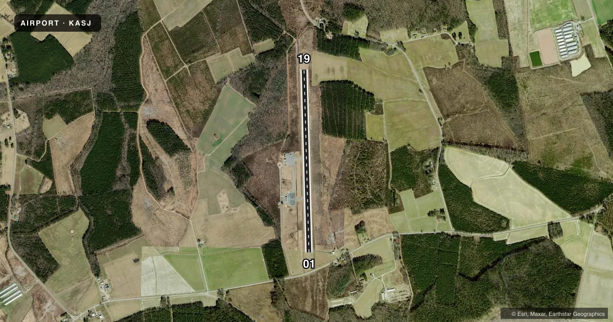 Top-down satellite sketch of KASJ TRI-COUNTY AT HENRY JOYNER FLD in AHOSKIE, NORTH CAROLINA, showing runways 01/19 drawn to scale over Esri World Imagery