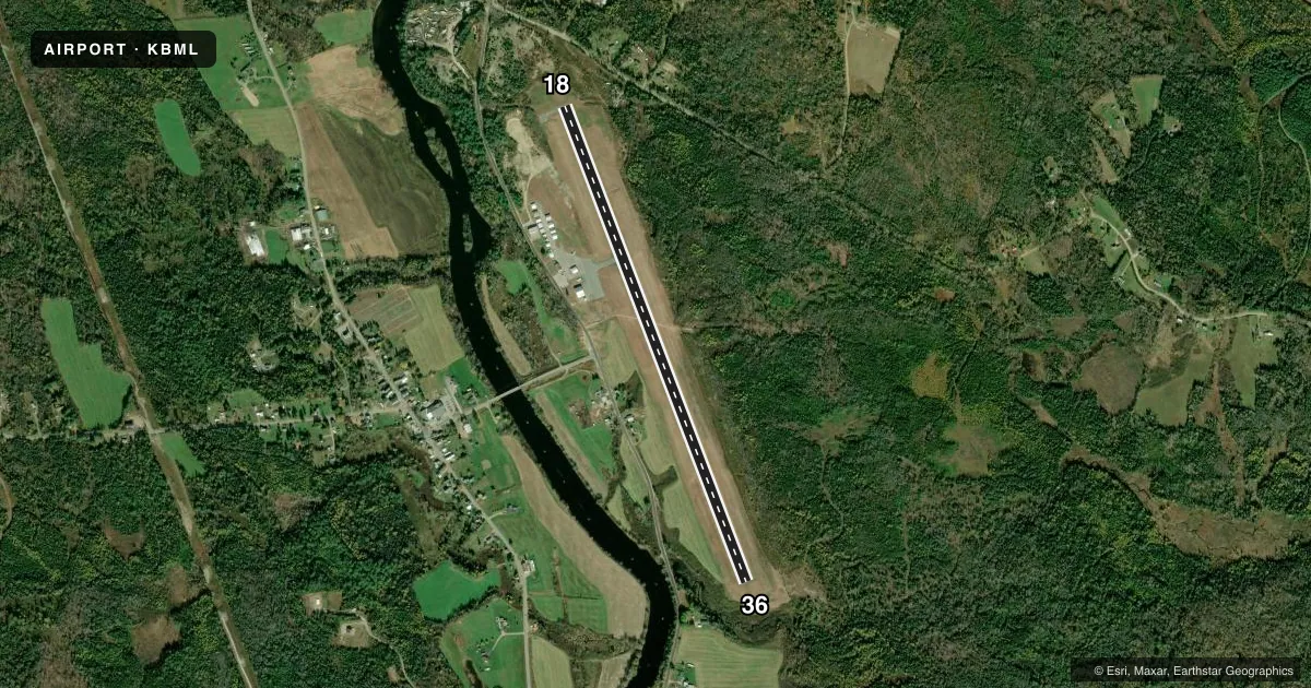Top-down satellite sketch of KBML BERLIN RGNL in BERLIN, NEW HAMPSHIRE, showing runways 18/36 drawn to scale over Esri World Imagery
