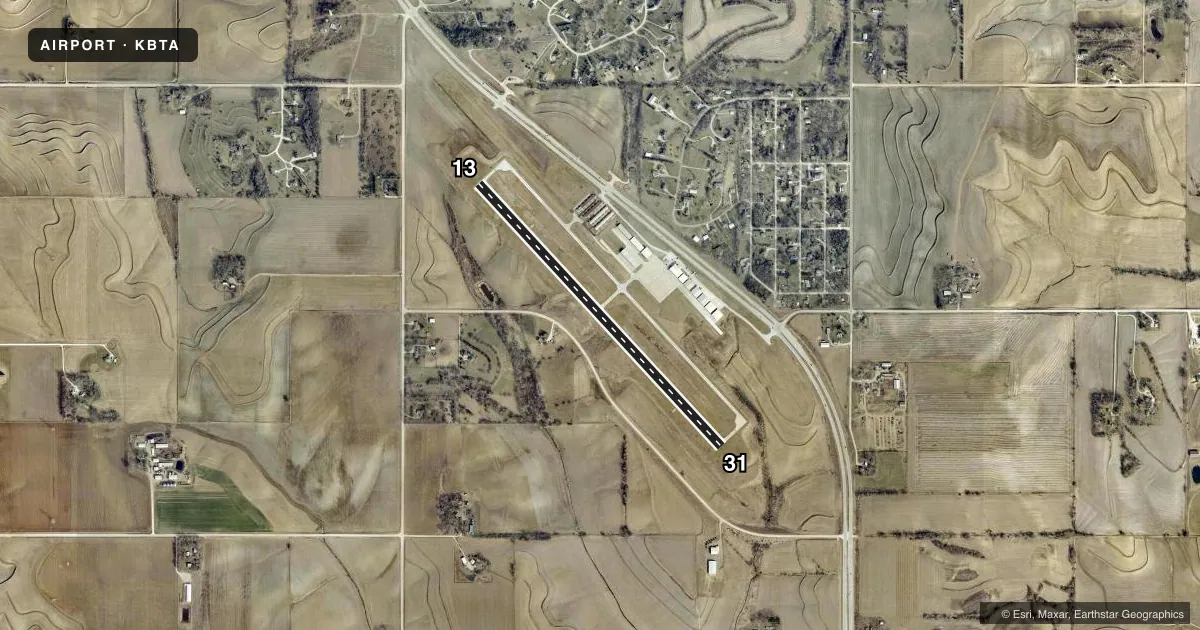 Top-down satellite sketch of KBTA BLAIR EXEC in BLAIR, NEBRASKA, showing runways 13/31 drawn to scale over Esri World Imagery