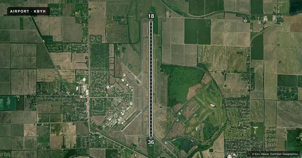 Top-down satellite sketch of KBYH ARKANSAS INTL in BLYTHEVILLE, ARKANSAS, showing runways 18/36 drawn to scale over Esri World Imagery