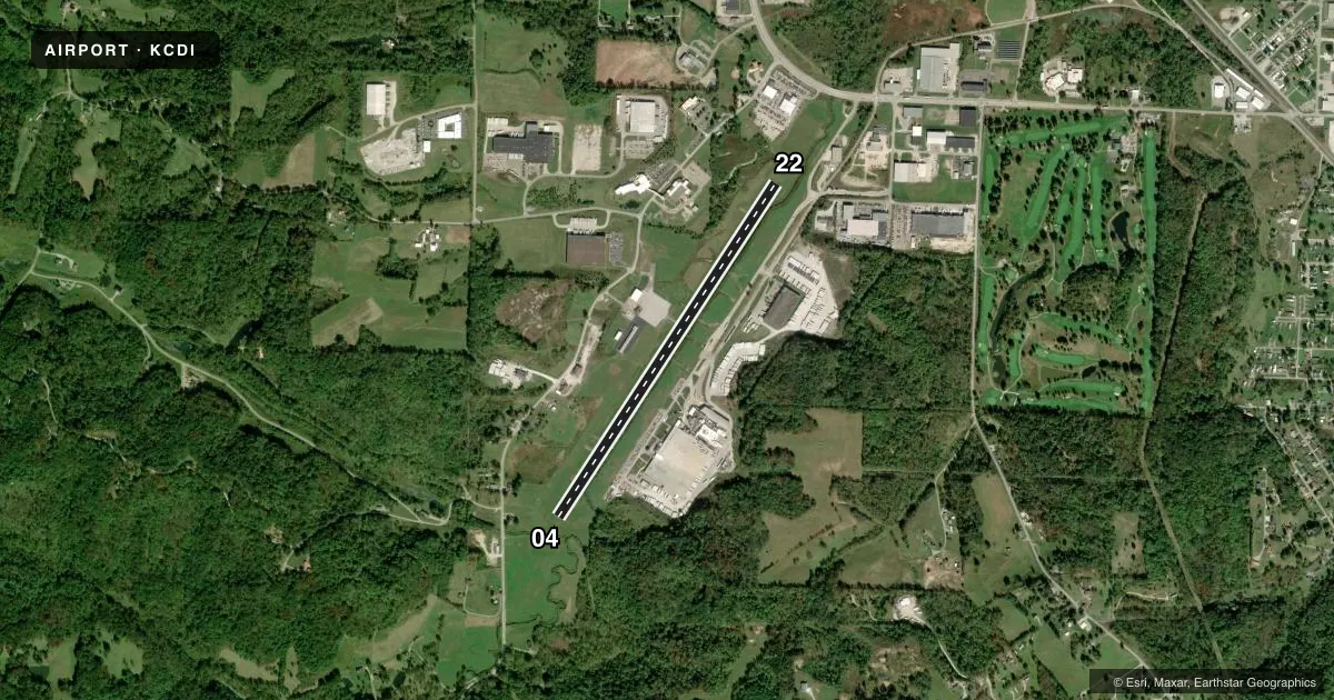 Top-down satellite sketch of KCDI CAMBRIDGE MUNI in CAMBRIDGE, OHIO, showing runways 04/22 drawn to scale over Esri World Imagery