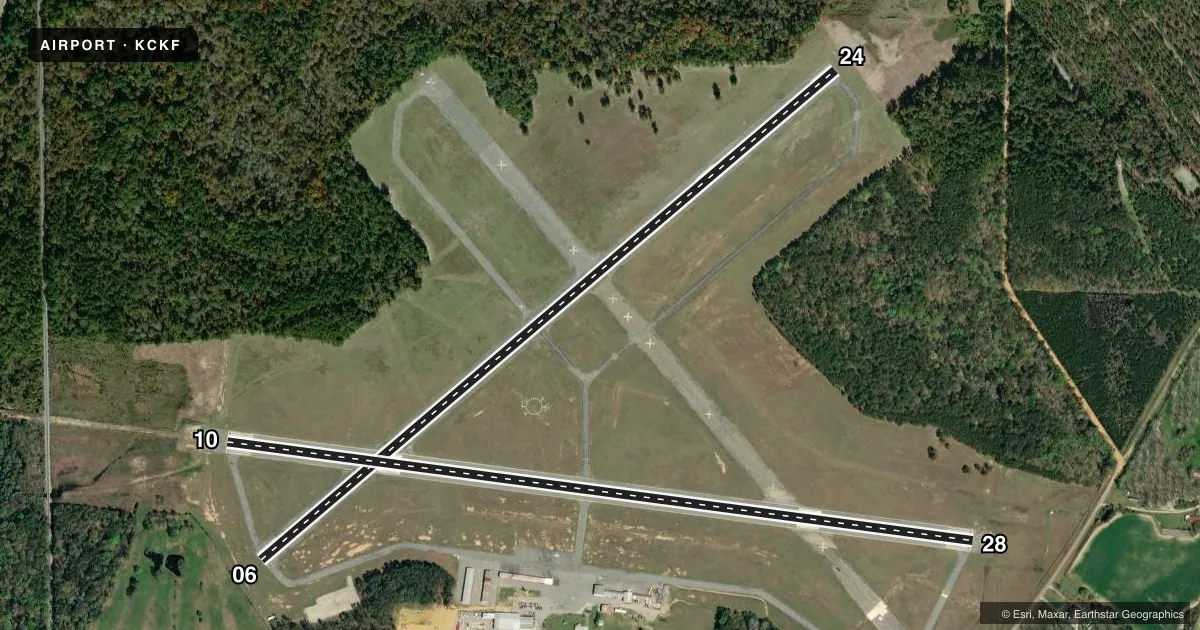 Top-down satellite sketch of KCKF CRISP COUNTY-CORDELE in CORDELE, GEORGIA, showing runways 06/24, 10/28 drawn to scale over Esri World Imagery