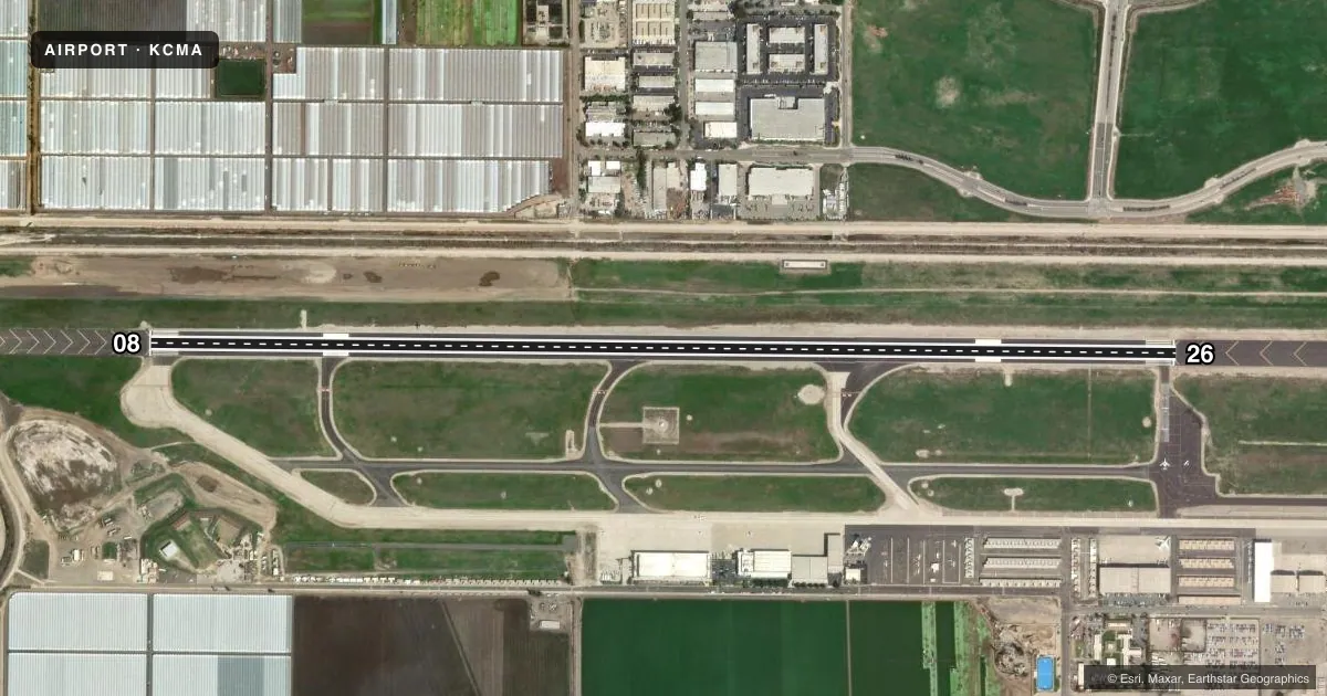 Top-down satellite sketch of KCMA CAMARILLO in CAMARILLO, CALIFORNIA, showing runways 08/26 drawn to scale over Esri World Imagery