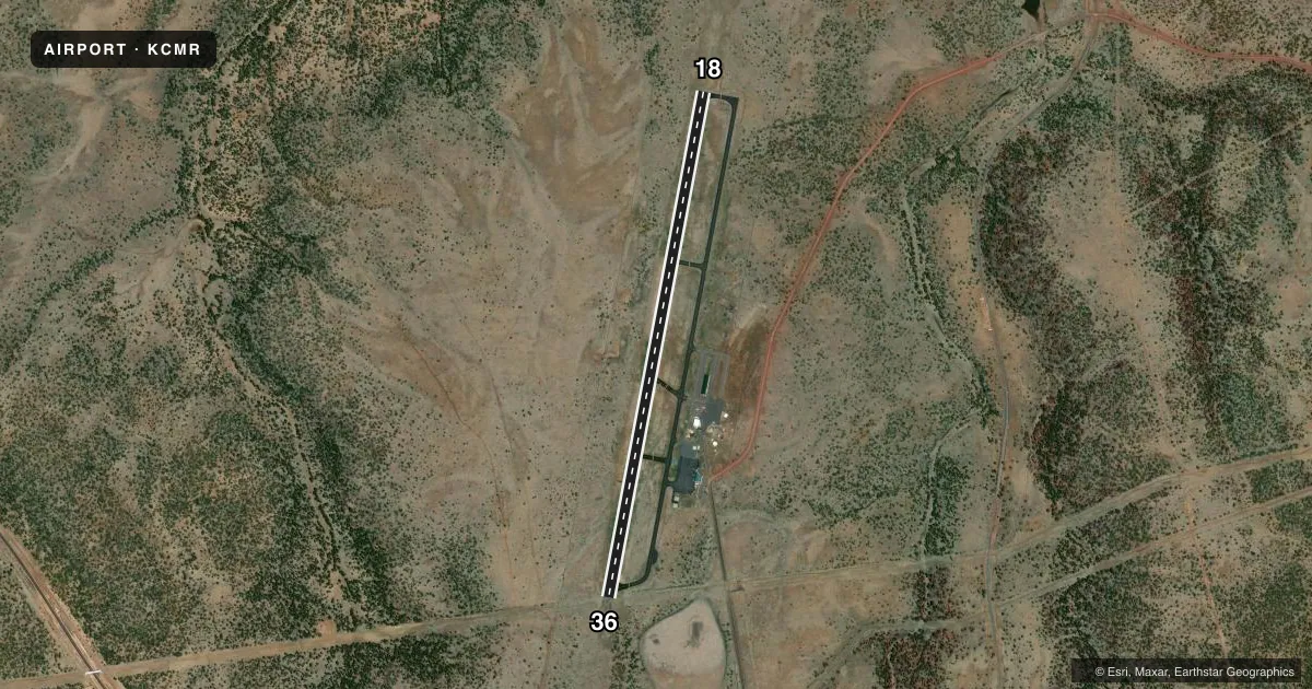 Top-down satellite sketch of KCMR H A CLARK MEML FLD in WILLIAMS, ARIZONA, showing runways 18/36 drawn to scale over Esri World Imagery