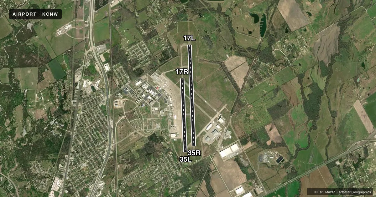 Top-down satellite sketch of KCNW TSTC WACO in WACO, TEXAS, showing runways 17L/35R, 17R/35L drawn to scale over Esri World Imagery