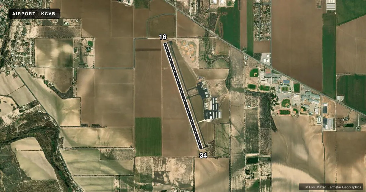 Top-down satellite sketch of KCVB CASTROVILLE MUNI in CASTROVILLE, TEXAS, showing runways 16/34 drawn to scale over Esri World Imagery