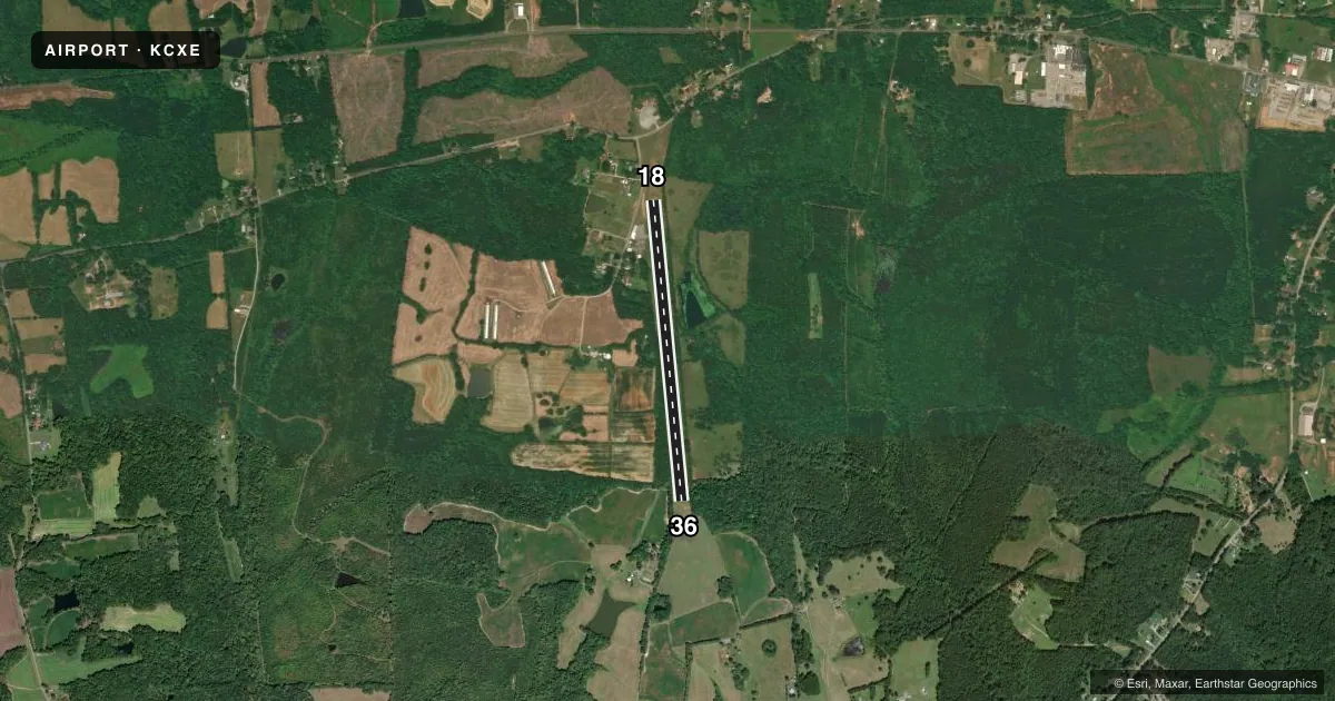 Top-down satellite sketch of KCXE CHASE CITY MUNI in CHASE CITY, VIRGINIA, showing runways 18/36 drawn to scale over Esri World Imagery