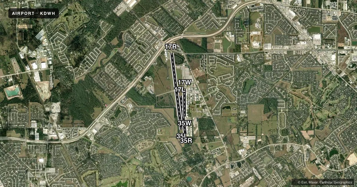 Top-down satellite sketch of KDWH DAVID WAYNE HOOKS MEML in HOUSTON, TEXAS, showing runways 17R/35L, 17L/35R, 17W/35W drawn to scale over Esri World Imagery
