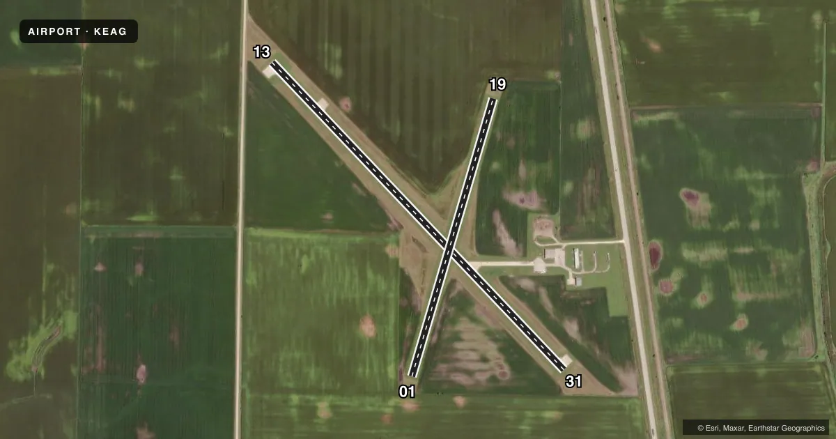 Top-down satellite sketch of KEAG EAGLE GROVE MUNI in EAGLE GROVE, IOWA, showing runways 13/31, 01/19 drawn to scale over Esri World Imagery