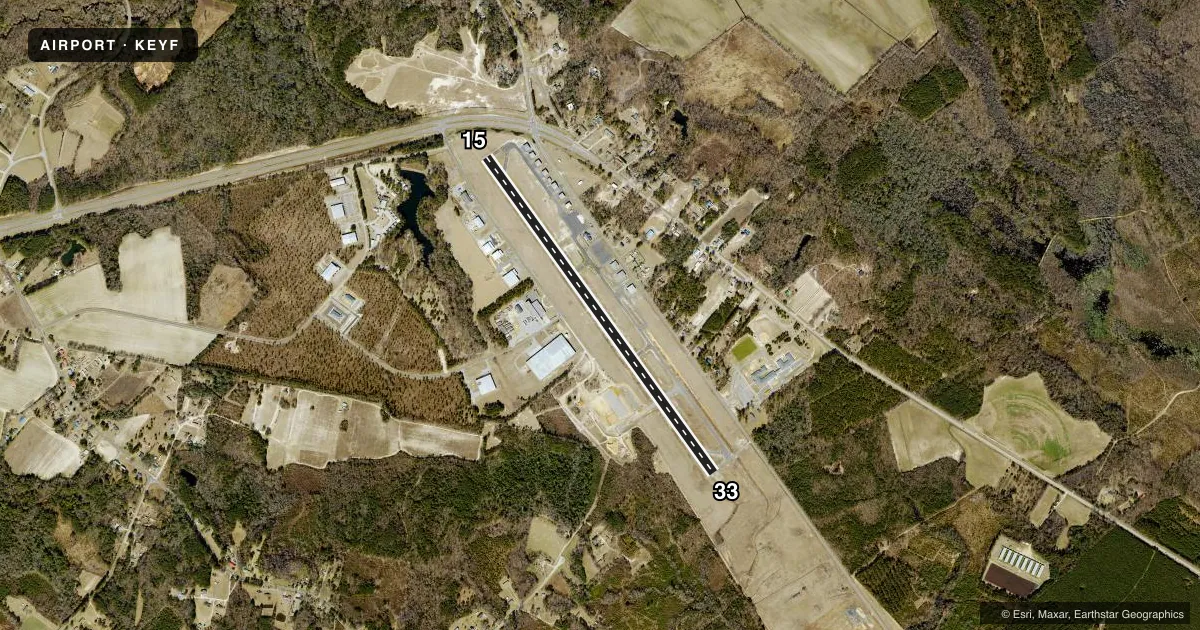 Top-down satellite sketch of KEYF CURTIS L BROWN JR FLD in ELIZABETHTOWN, NORTH CAROLINA, showing runways 15/33 drawn to scale over Esri World Imagery