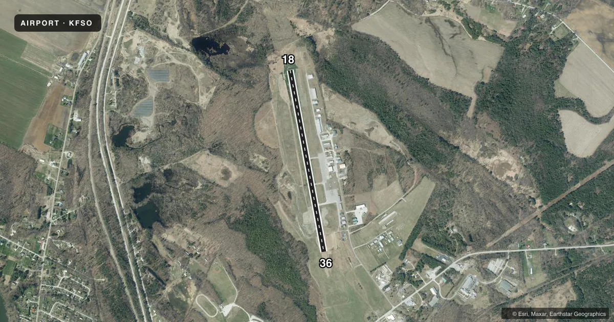 Top-down satellite sketch of KFSO FRANKLIN COUNTY STATE in HIGHGATE, VERMONT, showing runways 18/36 drawn to scale over Esri World Imagery