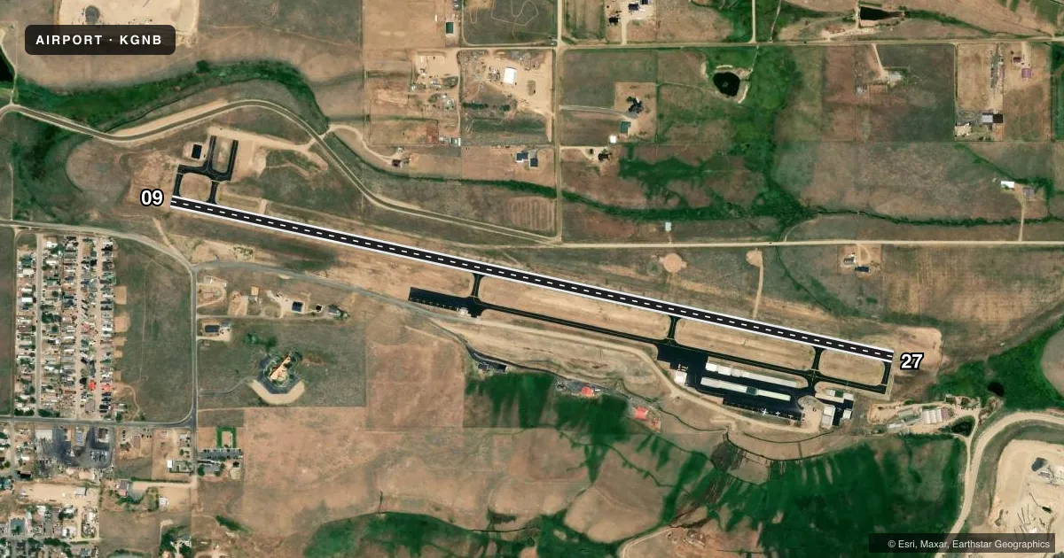 Top-down satellite sketch of KGNB GRANBY-GRAND COUNTY in GRANBY, COLORADO, showing runways 09/27 drawn to scale over Esri World Imagery