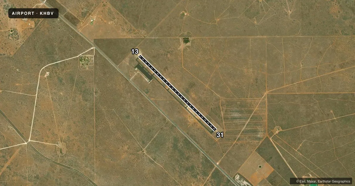 Top-down satellite sketch of KHBV JIM HOGG COUNTY in HEBBRONVILLE, TEXAS, showing runways 13/31 drawn to scale over Esri World Imagery